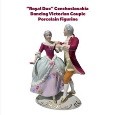 Rara statuina porcellana