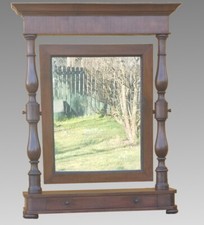 Graziosa Specchiera a Ribalta