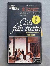 VHS USED UN PALCO ALL'OPERA 