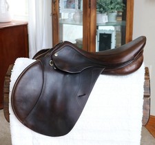 Sella 17,5" Fwd Flap R Pessoa