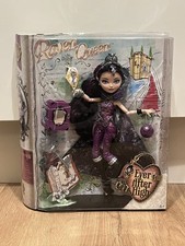 Bambola Ever After High Raven