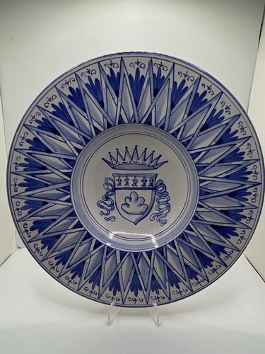 Stemma piatto maiolica dipinto