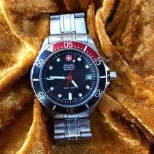 Orologio militare svizzero Wenger 1 gioiello ora data lunetta girevole nuovo Bat Wrks Grt