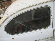 FIAT 600 berlina - Vetro posteriore laterale destro - Ricambio usato