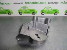 31359638 supporto motore destro per VOLVO V40 CROSS COUNTRY 2.0 2012 2328800