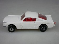 08-A Ford Mustang - 59246 Matchbox Superfast Lesney
