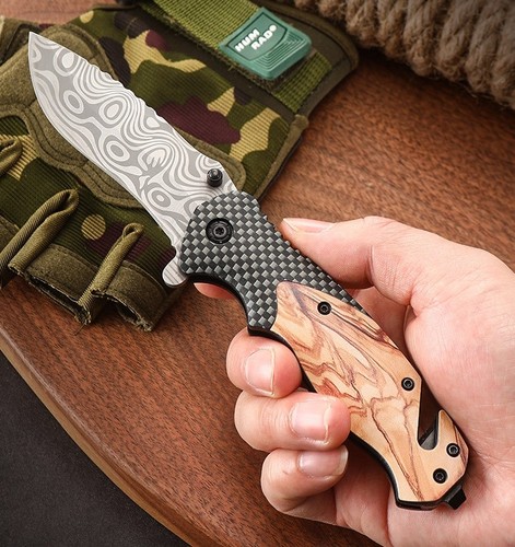 Coltello pieghevole tascabile