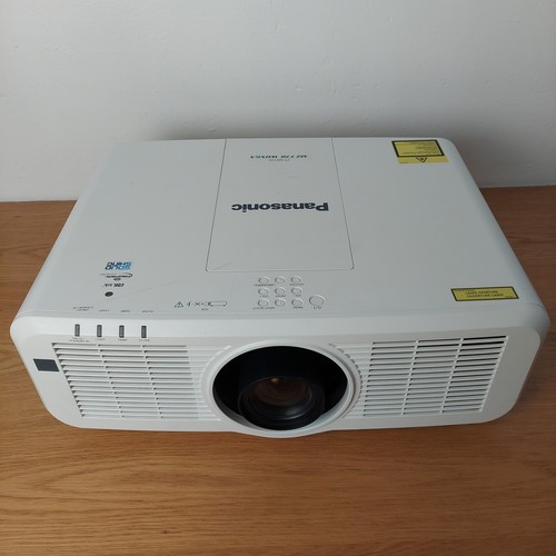 Panasonic mz770 wuxga - panasonic,