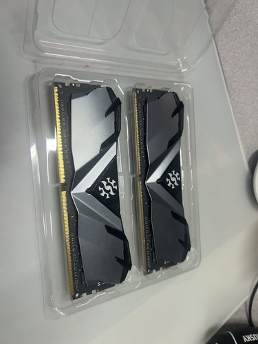 Xpg ddr4 3000 cl16 - xpg, x