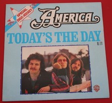 45t / SP America : Today's the day +1 VG++/EX 1976 Bel état