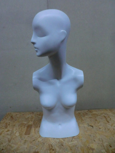 Manichino vetrina bambola - vetrina, moda