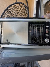 TIMBRO MONDIALE GRUNDIG SATELLITE 1000, vintage leggi bene