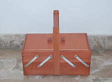 Porta cucito in legno