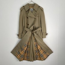 W4043 Burberrys trench coat