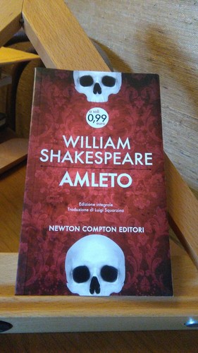 Amleto shakespeare newton - shakespeare.,
