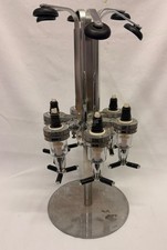 Dispenser girevole bar butler