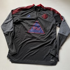 MANCHESTER UNITED X PHARRELL