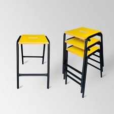 SGABELLI impilabili chimica