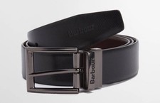 Cintura Barbour Westdale reversibile in pelle nera/marrone Regno Unito M 34 - 39 cm prezzo consigliato 44,95