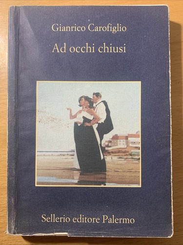 Occhi chiusi gianrico - |,