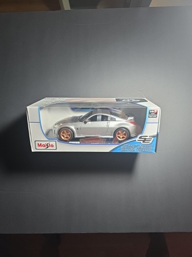 Maisto nissan 350z nismo - nissan,