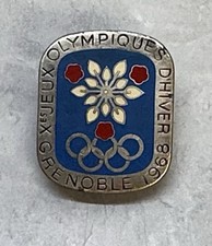 10° X Giochi Invernali Olimpiadi Grenoble Francia 1968 Spilla Metallo Fiocco di Neve Scarsa