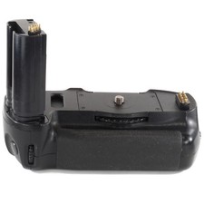 Nikon MB-D100 Battery Pack /
