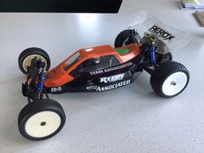 Squadra Associata rc10 B4 