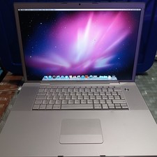 Apple A1212 MacBook Pro 17" RAM3GB, SSD 240GB, NO BATTERIA