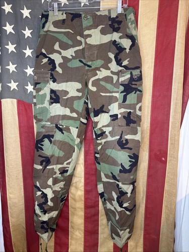 Pantaloni cargo medi - lunghi,