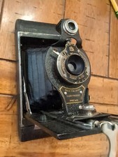 Antica macchina fotografica