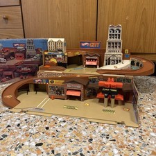 Pista - Mattel Hot Wheels City