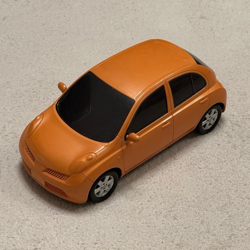 Nissan march campione colore - nissan,
