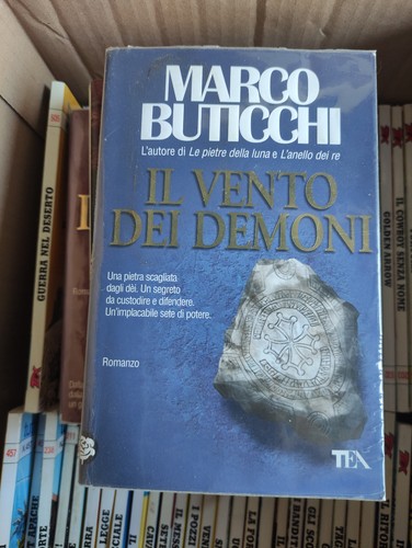 Libro vento dei demoni - libro-il,