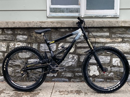 Commencal supreme bike - commencal,