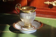 Tasse en porcelaine de Paris dorée, époque Restauration – Charles X, début XIXe