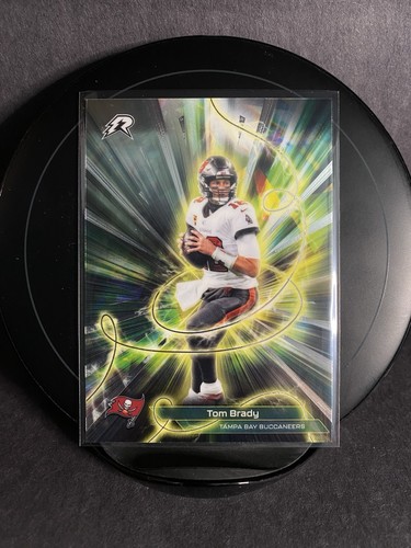 Topps 2025 resurgence football - topps,