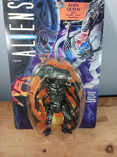 Alien queen con petto - queen, mortale