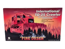 1/25 International TD-25 Fire