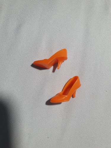 Closed toe shoes - closed,