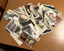 Lotto di 250 cartoline varie italiane ed estere molte viaggiate e primi 900