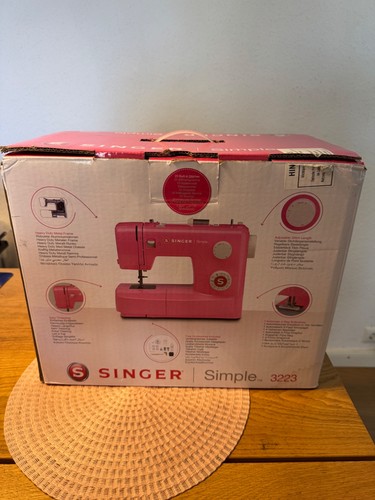 🌸Singer simple 3223