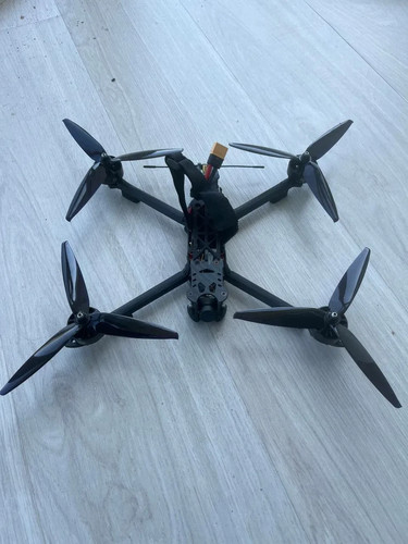 Drone fpv quadricottero - drone,