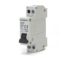 Interruttore automatico