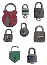 Lotto 8 Lucchetti Antichi