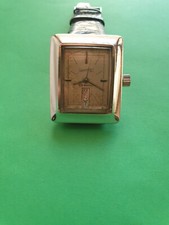 Eberhard in acciao di forma con data  e giorno della settimana.