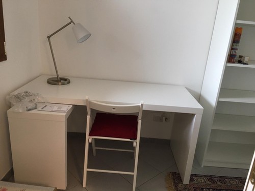 Angolo studio bianco con