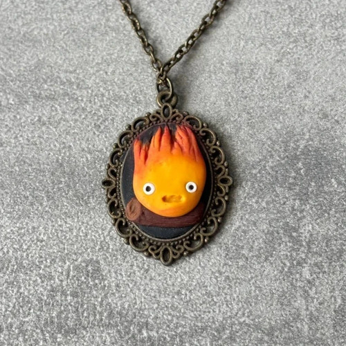 Collana calcifer studio - –,