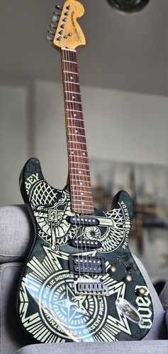 Squier stratocaster obey - squier,