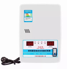 Stabilizzatore di Tensione